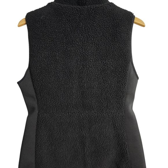 Fabletics Fleece Vest NWT - Picture 2 of 6